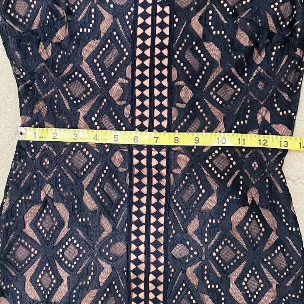 Gianni Bini Women's Size S Black Tan Geometric V-Neck Pom Pom Fringe Side Zip - Picture 7 of 10